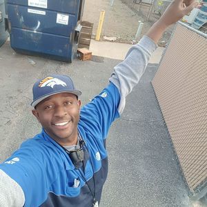 Meet your Posher, Avery